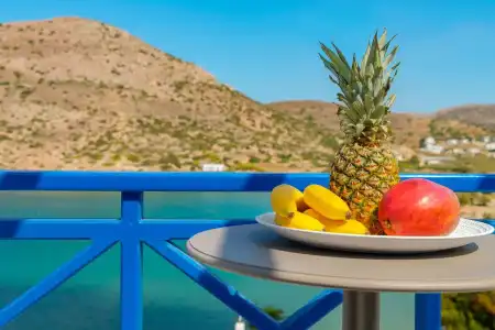 Dolphin Bay Seaside Resort & Suites - 10