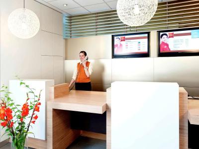 Ibis Berlin Mitte - 16