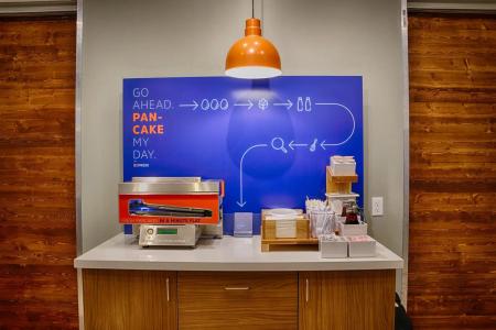 Holiday Inn Express & Suites PHOENIX - MESA WEST by IHG - 34