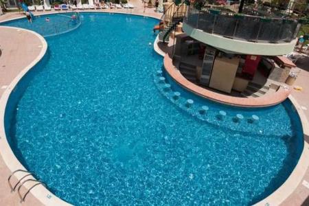 Sunny Day Club - 5
