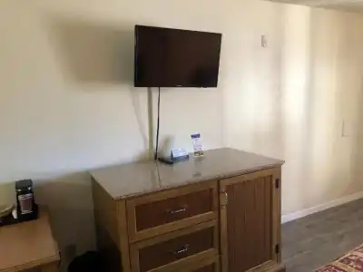 Anaheim National Inn - 45