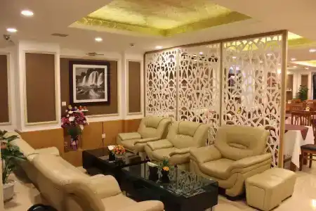 Luxor Boutique - 1