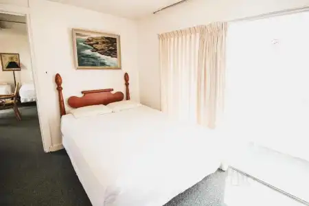 Royal Grove Waikiki - 59