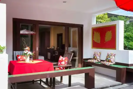 The Florist Resort - 45
