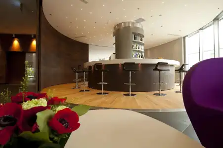 Best Western Plus The Hub - 13
