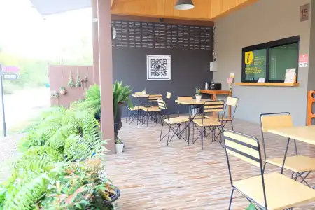 Warm Well Hostel Kanchanaburi - 18