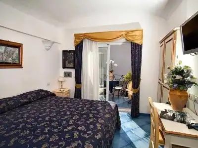 Bussola di Hermes - 13
