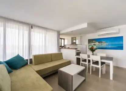 Caprice Skyline Aparthotel - 33