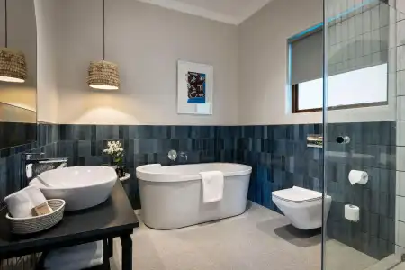 Premier Inn Dubai Dragon Mart - 8
