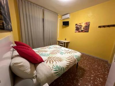 Bella Roma Guest House - 16