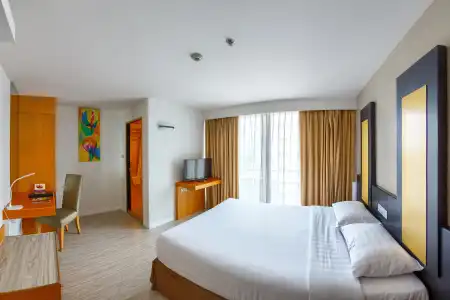 Gold Orchid Bangkok - 2