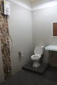 New Pind Balluchi Inn - 7