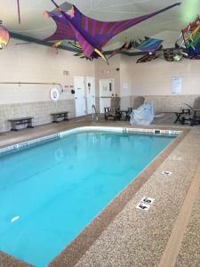 Boothill Inn And Suites - 10