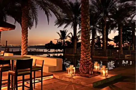 Mövenpick Jumeirah Lakes Towers - 7
