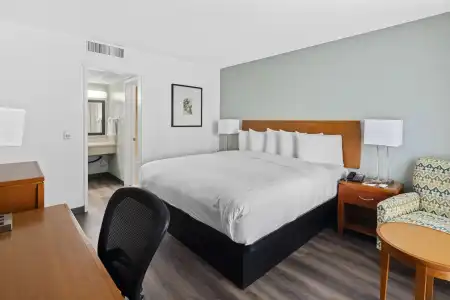 Vagabond Inn Glendale - 22