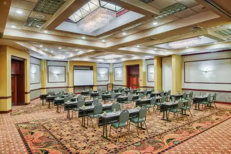 DoubleTree by Hilton Spokane City Center - 19
