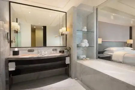 Sheraton Grand Jakarta Gandaria City - 77