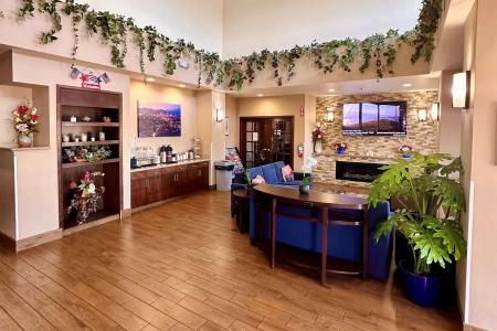 Baymont by Wyndham Phoenix North - 10