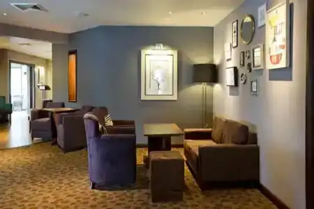 Premier Inn Glasgow Pacific Quay - 9