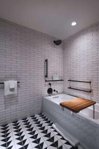 Thompson Austin, by Hyatt - 11