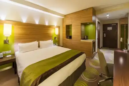 Holiday Inn Kyiv by IHG - 6