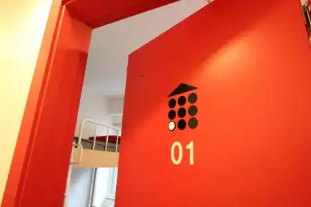 B my guesthouse - Hostel - 36