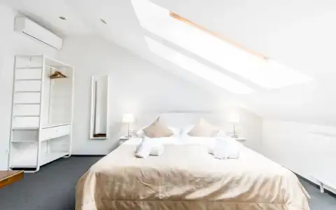 Downtown Bratislava B&B - 70