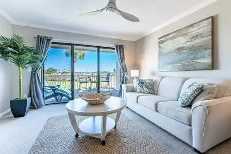 823 Harbour Point - 44