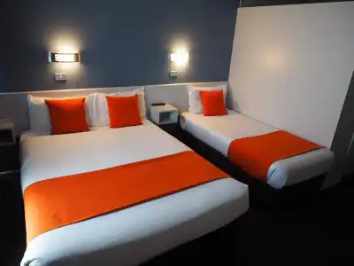 Waterfront Lodge Motel - 31