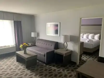 Best Western New Orleans East - 5