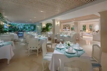 Au Lac Charner - 24