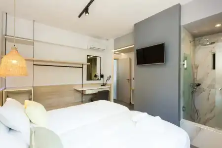 T Premium Suites - 34