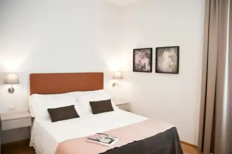Giuturna Boutique - 28