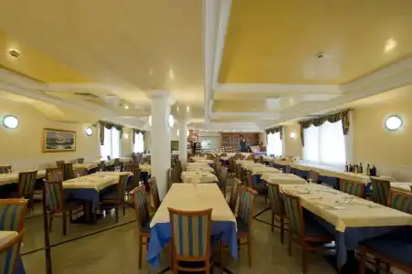 Hollywood - 14