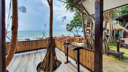 Harry's Sunset Klong Nin Beach - 19