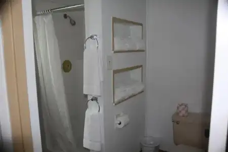 Economy Inn - 6