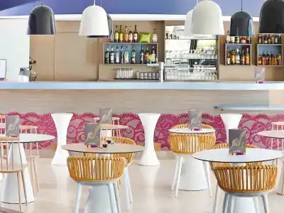 ibis Styles Arles Palais des Congrès - 9