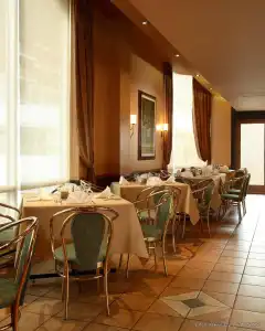 Le Nouvel - 16