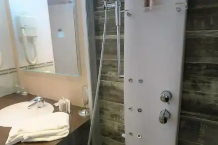 Hôtel Point France - 10