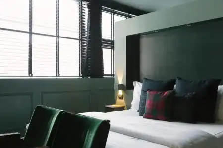 Aethos Milan - 131