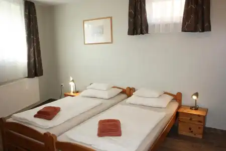 Polus Pension - 33