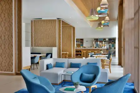 Element Dubai Airport - 18