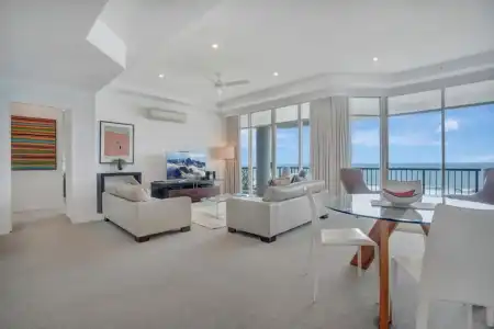 Oceana on Broadbeach - 57