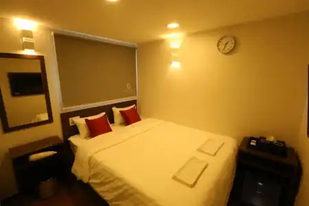 TRIPSTAY Myeongdong - 29