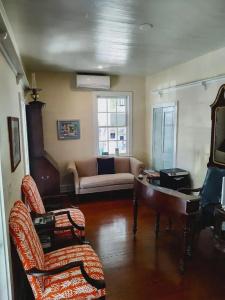 The Porch on Frances Inn - 15