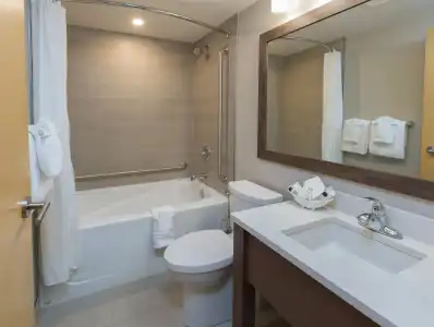 Embassy Inn - 7
