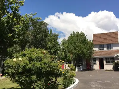 Ferry Motel - 20