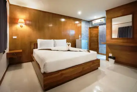 Viking Resort - 1