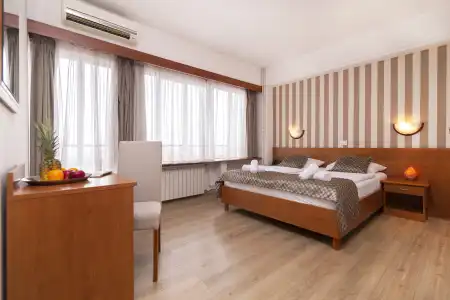 Neboder - 5