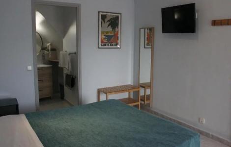 Alexandra Sitges - 42